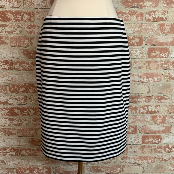 Nine West Striped Pencil Skirt Knit Black White Size 12 - Picture 4 of 6
